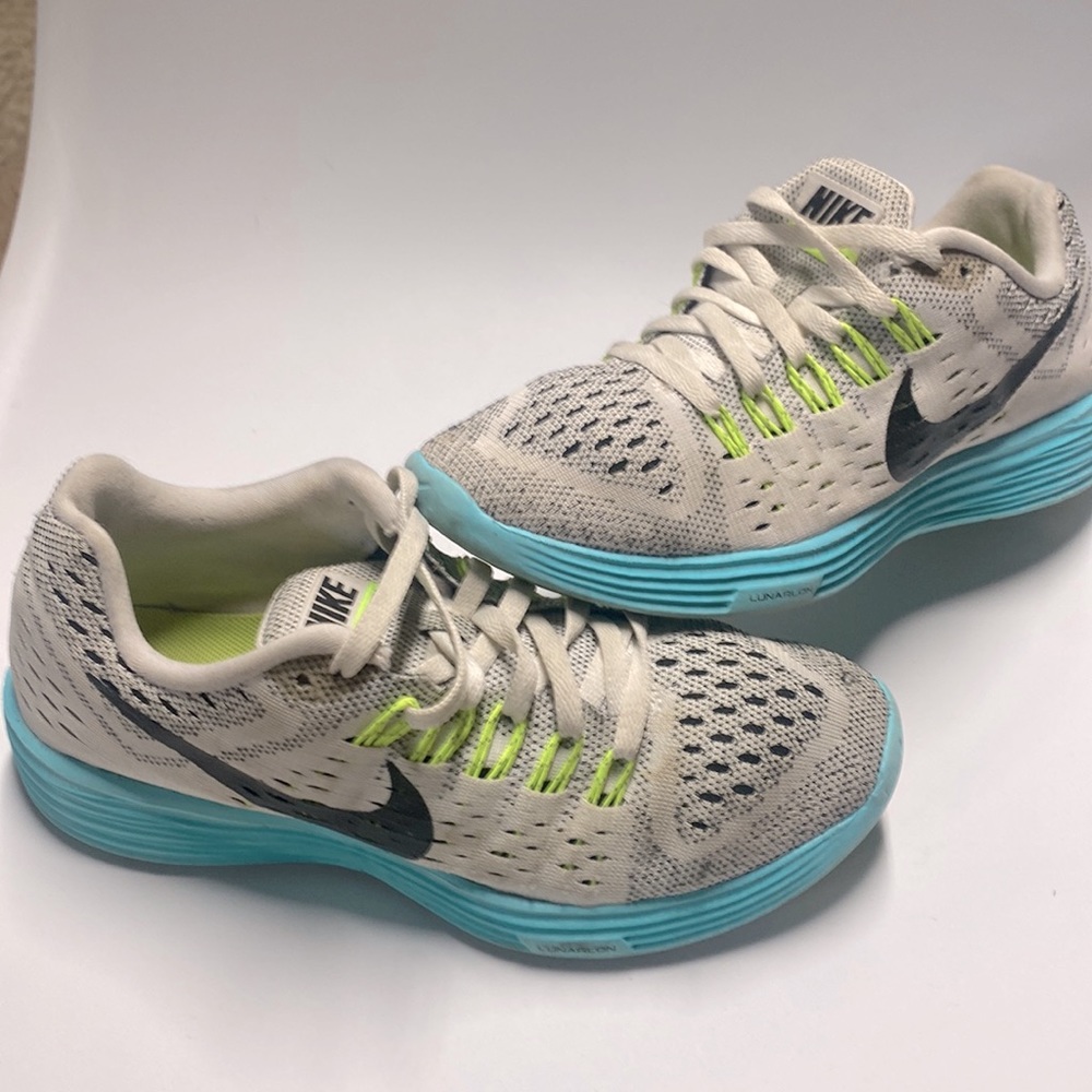 Nike Lunartempo Sz 6